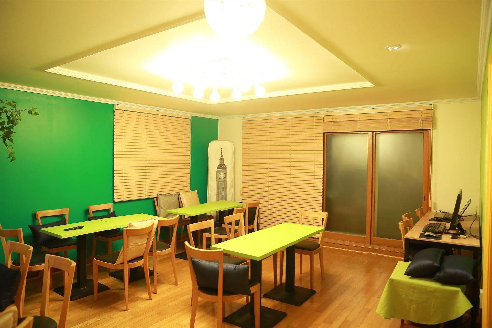 Moon Hostel سيول المظهر الخارجي الصورة